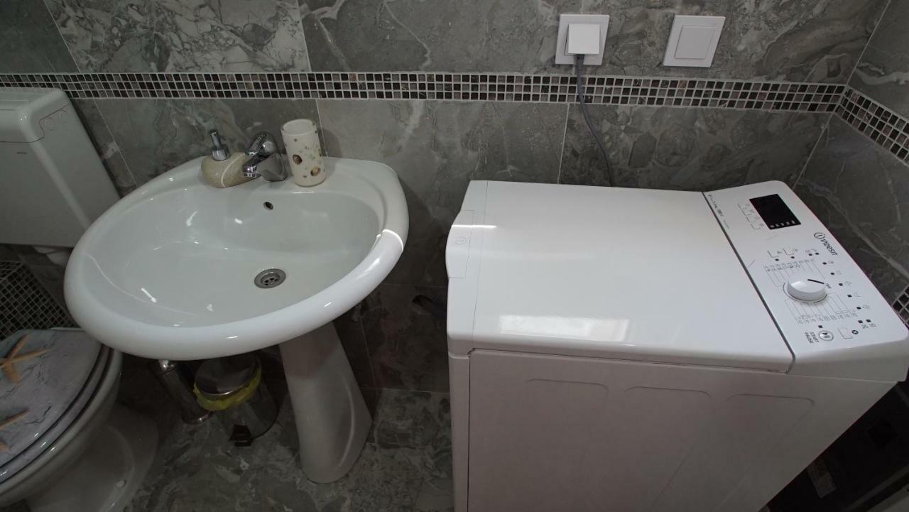 Апартаменты Penthouse Stoliv New Spa-pool Is Located 5m From The Sea, Exclusive Terrace,private Jetty Wih Sunbeds, Pebble Beach, Secluded Location Total Area 375m2 At Your Disposal *