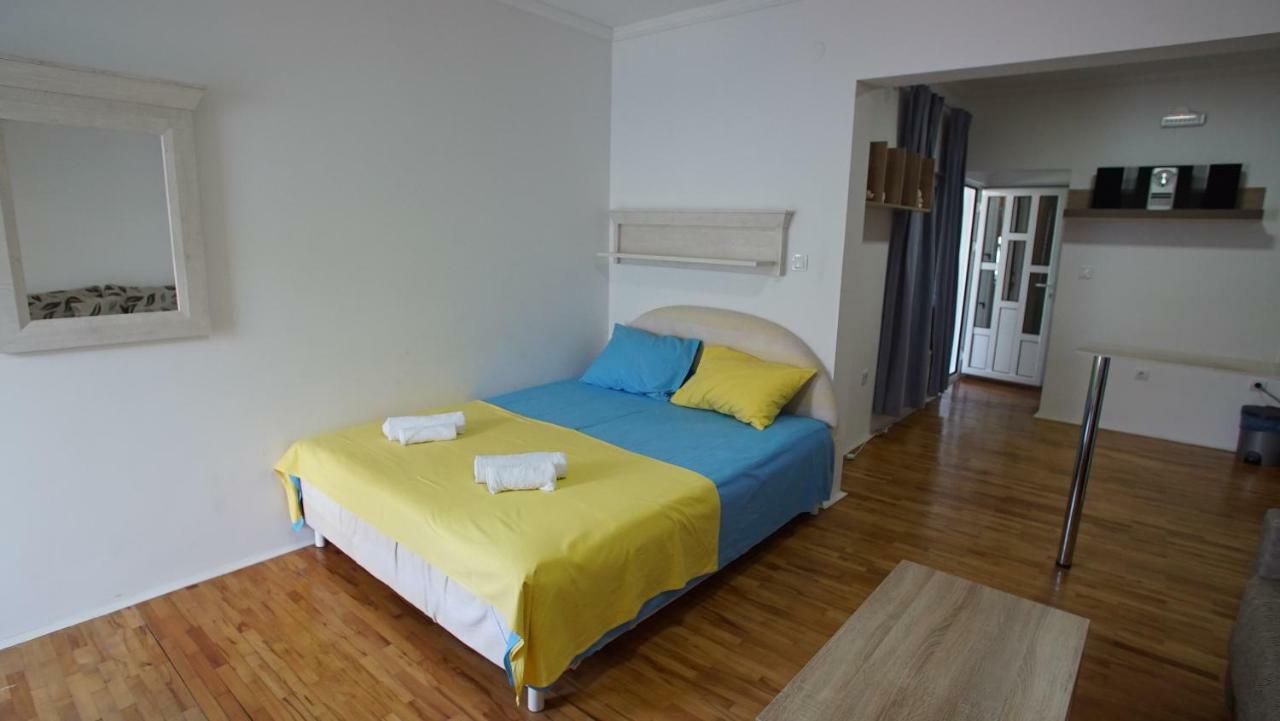 Penthouse Stoliv New Spa-pool Is Located 5m From The Sea, Exclusive Terrace,private Jetty Wih Sunbeds, Pebble Beach, Secluded Location Total Area 375m2 At Your Disposal Апартаменты