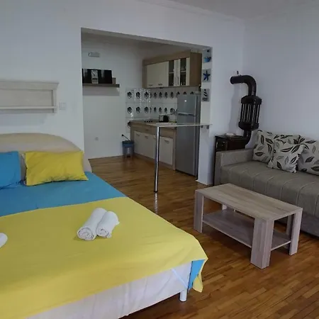 Penthouse Stoliv: Beachfront Spa Villa with Private Jetty Kotor Exterior photo