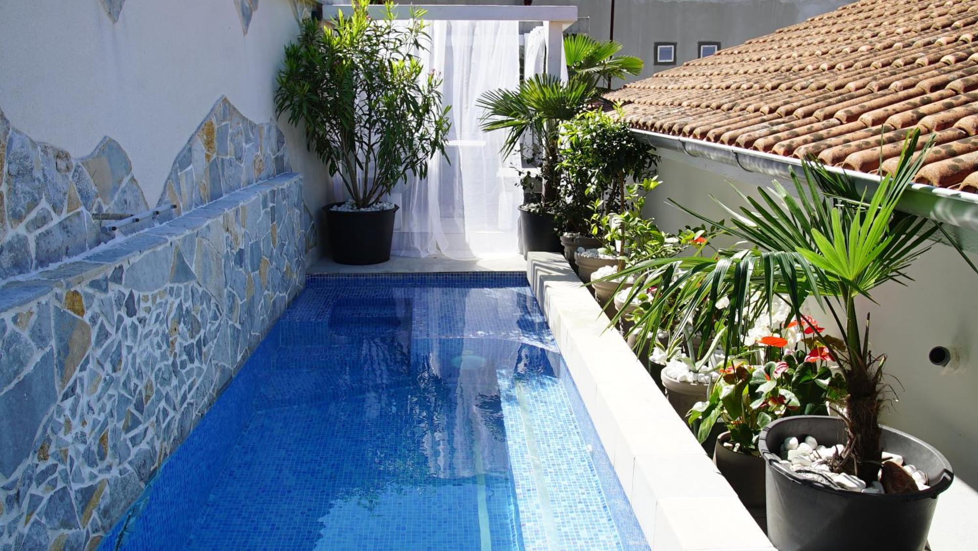 Penthouse Stoliv New Spa-pool Is Located 5m From The Sea, Exclusive Terrace,private Jetty Wih Sunbeds, Pebble Beach, Secluded Location Total Area 375m2 At Your Disposal Kotor